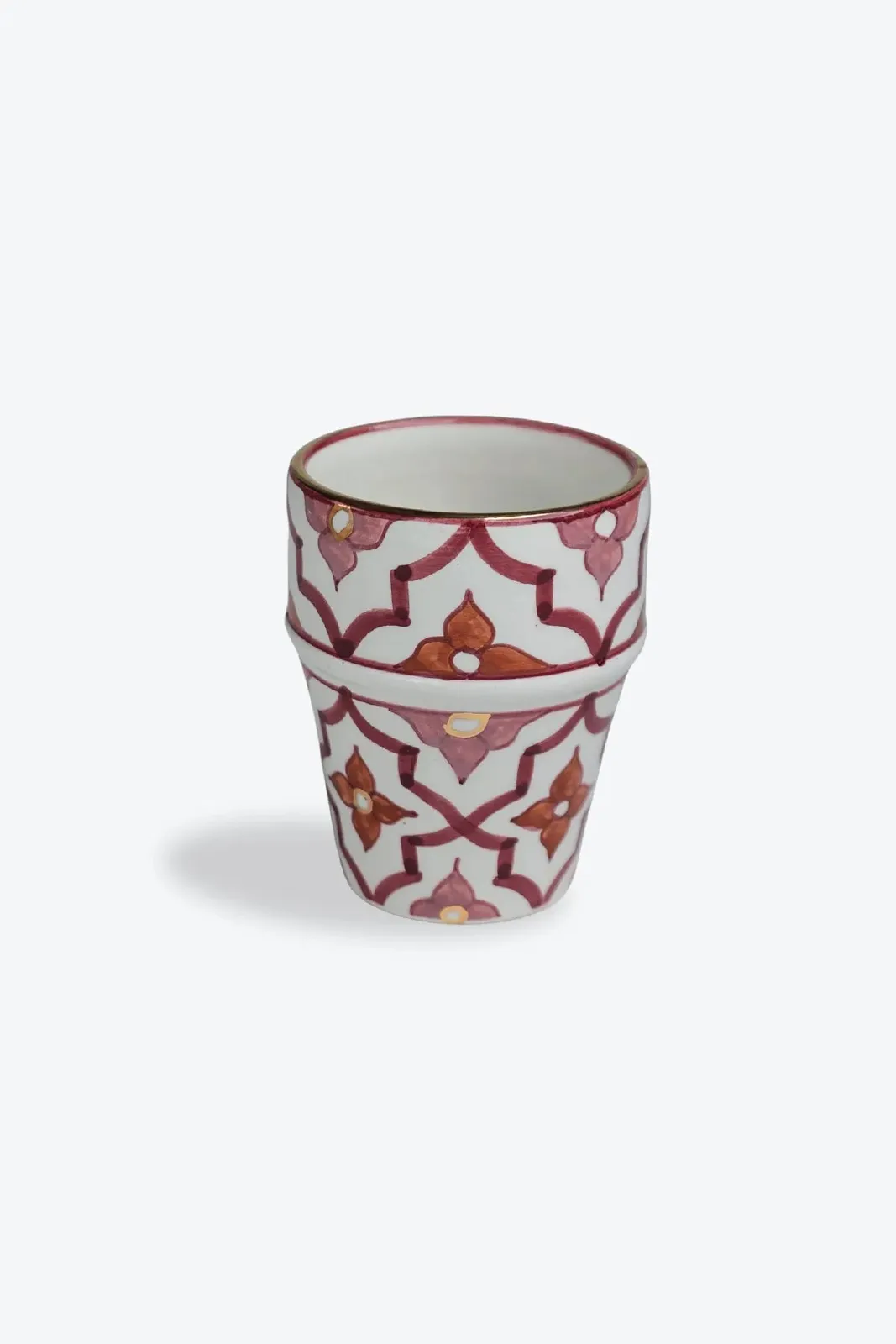 Grande tasse artisanale marocaine avec motifs et détails en or