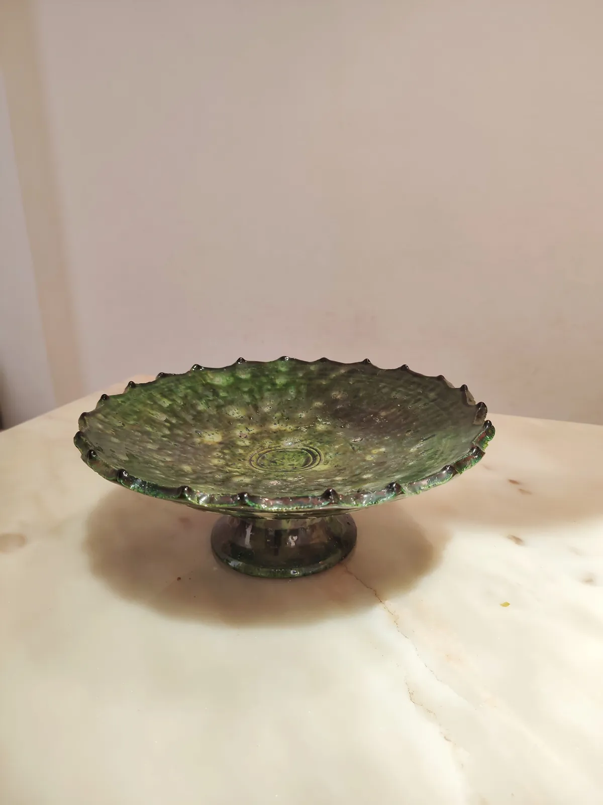 Assiette en céramique faite main de Tamegroute pour servir gâteau